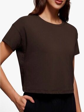 🪷CRZ YOGA - Pima Cotton Cropped Tshirt in Hot Fudge Brown women’s sz M